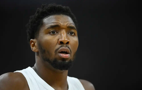 NBA季前赛-公牛116-112逆转骑士 武切维奇砍两双米切尔12分 NBA季前赛-公牛116-112逆转骑士 武切维奇砍两双米切尔12分