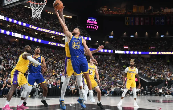 库里16+6浓眉24+12 布朗尼5中1勇士111-97轻取湖人