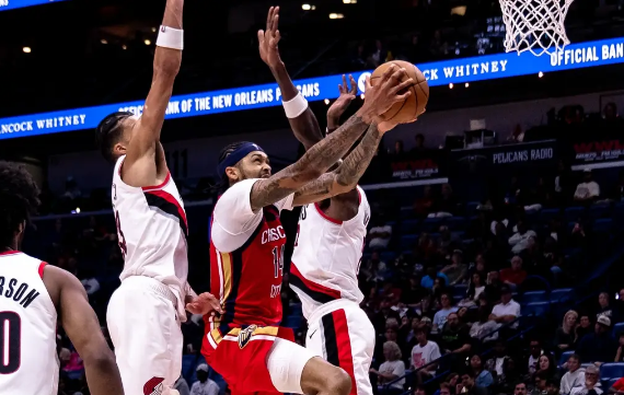 艾顿19+13 西蒙斯24分 莺歌27+7 鹈鹕末节崩盘遭开拓者逆转 艾顿19+13 西蒙斯24分 莺歌27+7 鹈鹕末节崩盘遭开拓者逆转