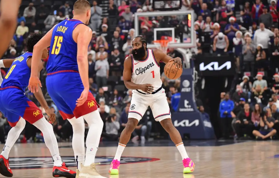 哈登打满下半场轰39+9+11 鲍威尔28分 约基奇3双 快船胜掘金 哈登打满下半场轰39+9+11 鲍威尔28分 约基奇3双 快船胜掘金