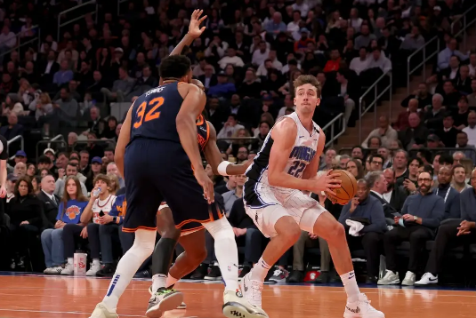 唐斯23+15 哈特三双 小瓦格纳30+6 尼克斯终结魔术6连胜 唐斯23+15 哈特三双 小瓦格纳30+6 尼克斯终结魔术6连胜