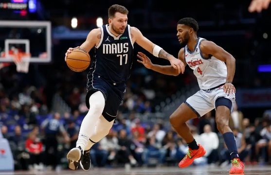 东契奇21+10+10 欧文25分 普尔11+8 独行侠大胜送奇才16连败