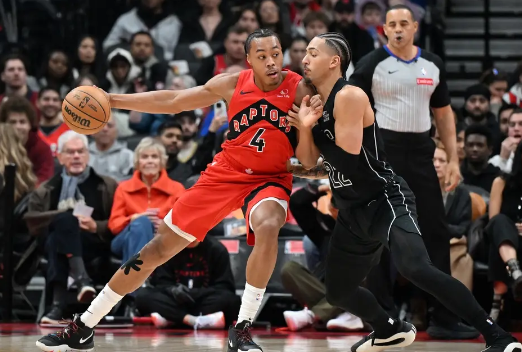 巴恩斯33+13+5 拉塞尔首秀22+8 猛龙大胜篮网止11连败 巴恩斯33+13+5 拉塞尔首秀22+8 猛龙大胜篮网止11连败