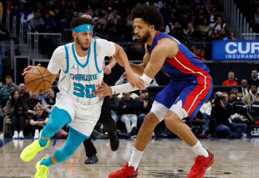 哈里斯24+10 CC18+5+5 活塞逆转送黄蜂9连败 哈里斯24+10 CC18+5+5 活塞逆转送黄蜂9连败