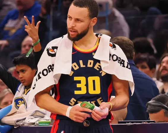 库里21+7 波斯特20分 拉文24分 勇士7人上双大胜公牛 库里21+7 波斯特20分 拉文24分 勇士7人上双大胜公牛