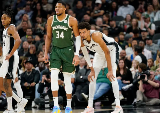 文班30+14+6帽 保罗12+9 字母哥35+14+6 马刺击退雄鹿 文班30+14+6帽 保罗12+9 字母哥35+14+6 马刺击退雄鹿