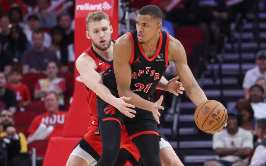 火箭力擒猛龙结束6连败 狄龙19分&杰伦-格林18分 火箭力擒猛龙结束6连败 狄龙19分&杰伦-格林18分