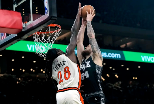 康宁汉姆25+12 哈里斯22+7 凯尔登28分 活塞3人20+大胜马刺 康宁汉姆25+12 哈里斯22+7 凯尔登28分 活塞3人20+大胜马刺