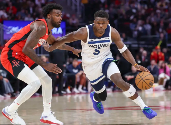 格林35分 申京24+13+8失误 华子32投37分 火箭20次失误仍擒狼 格林35分 申京24+13+8失误 华子32投37分 火箭20次失误仍擒狼