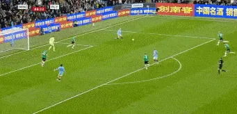 1740858403834743.gif 5.gif