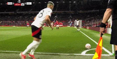 1740943650561785.gif 2.gif