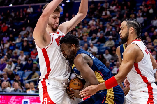 申京22+8 阿门21+11 锡安15中5&20+10 火箭擒鹈鹕终结3连败