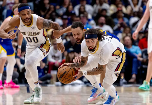 库里复出23+6 巴特勒18+10 追梦6+6+6犯 勇士力克鹈鹕 库里复出23+6 巴特勒18+10 追梦6+6+6犯 勇士力克鹈鹕