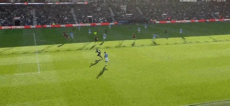 1743355778160423.gif 4.gif