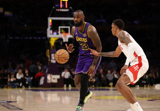 文森特+芬尼12记三分合砍40分 东詹36分 湖人终结火箭三连胜 文森特+芬尼12记三分合砍40分 东詹36分 湖人终结火箭三连胜