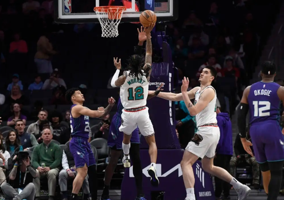 莫兰特28+5+8 韦尔斯伤退 埃迪17+19 灰熊大胜黄蜂迎3连胜