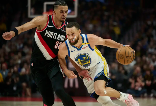 巴特勒24+7 库里14+5 克林根14+15 勇士6人上双大胜开拓者 巴特勒24+7 库里14+5 克林根14+15 勇士6人上双大胜开拓者