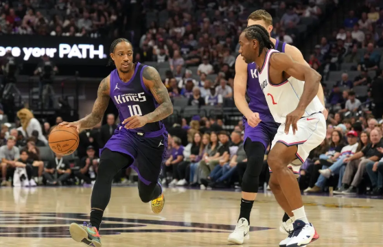 哈登23+11+10&失误吓人 小卡28+6 德罗赞失绝杀 快船胜国王取7连胜 哈登23+11+10&失误吓人 小卡28+6 德罗赞失绝杀 快船胜国王取7连胜