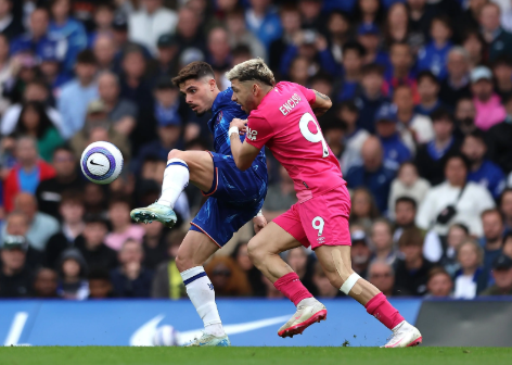 英超-切尔西2-2战平伊镇,桑乔世界波,马杜埃凯造乌龙 英超-切尔西2-2战平伊镇,桑乔世界波,马杜埃凯造乌龙