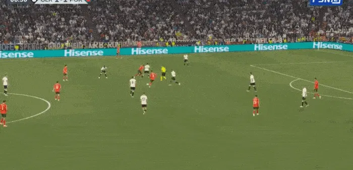 1749084545488377.gif 4.gif